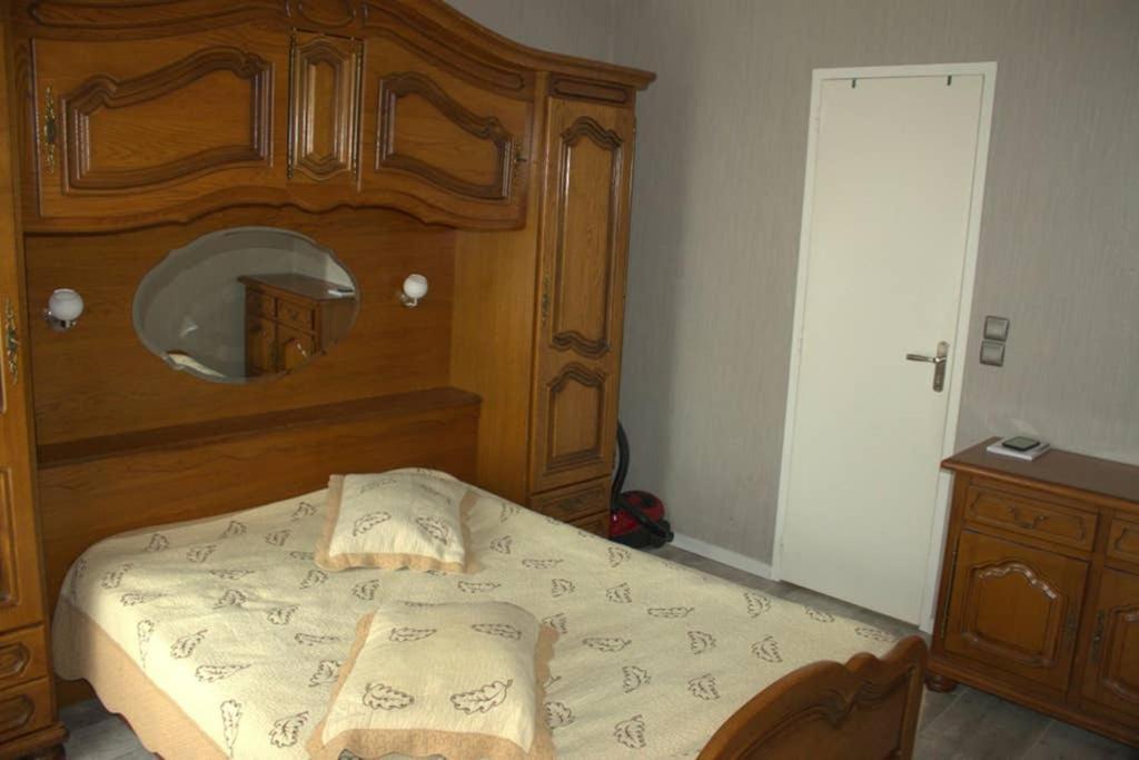 Bel Petit Appartement Charleville-Mézières Екстериор снимка