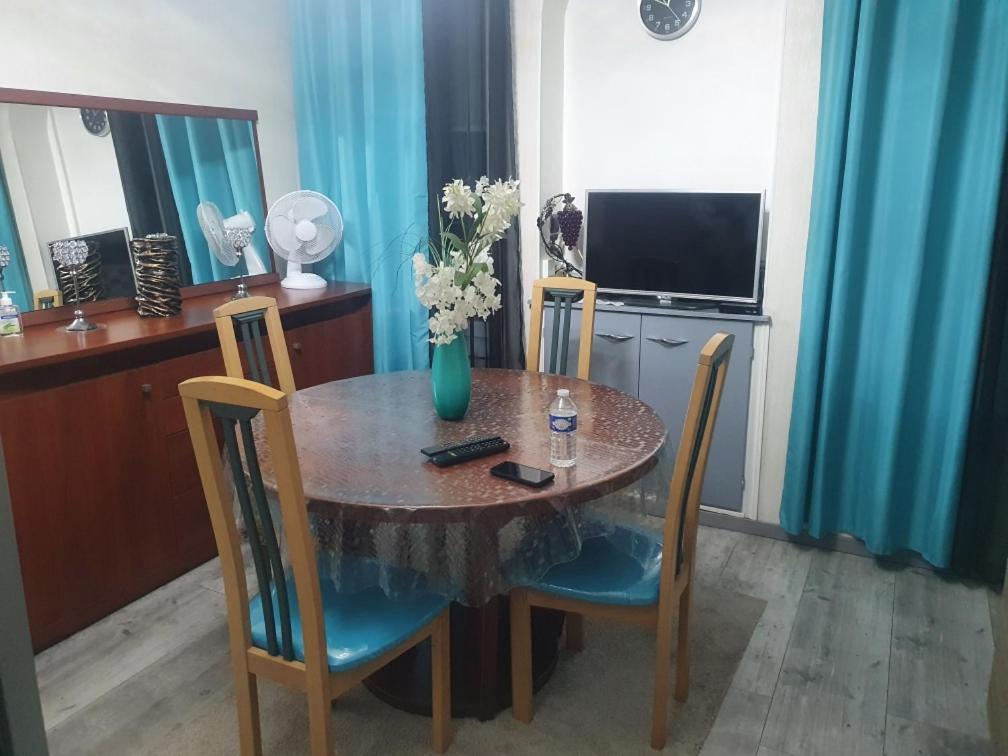 Bel Petit Appartement Charleville-Mézières Екстериор снимка